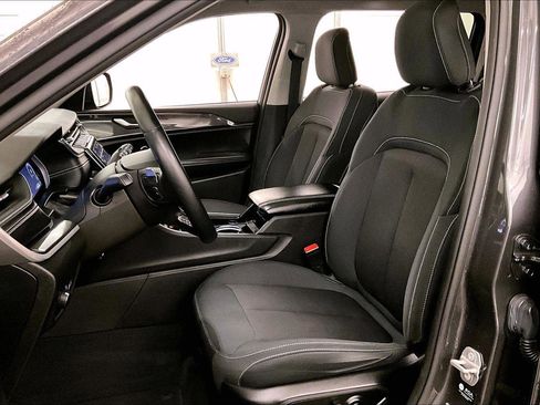 Used 2021 Jeep Grand Cherokee L Laredo w/ Luxury Tech Group I image 24