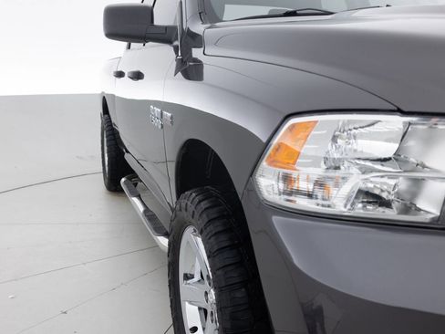 Used 2018 RAM 1500 Express w/ Express Value Package AWD/4WD image 11