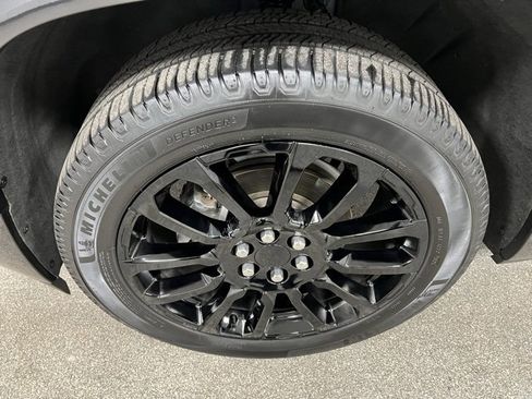 Used 2020 GMC Acadia Denali w/ Trailering Package image 18