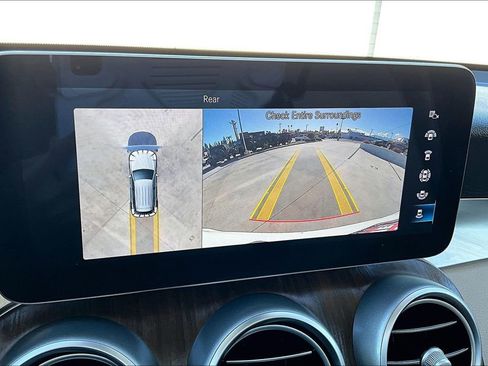 Used 2022 Mercedes-Benz GLC 300 GLC 300 image 25