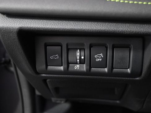 Used 2025 Subaru Outback Onyx Edition AWD/4WD image 24