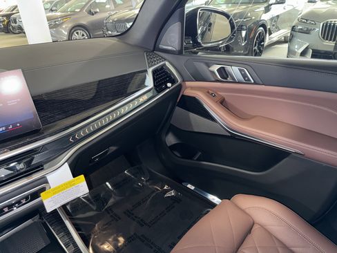 New 2026 BMW X5 sDrive40i w/ M Sport Package image 21