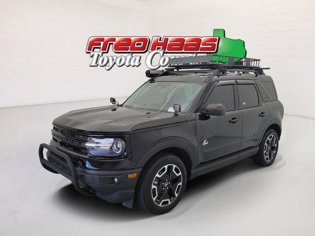 Used 2023 Ford Bronco Sport Outer Banks w/ Tech Package AWD/4WD image 1