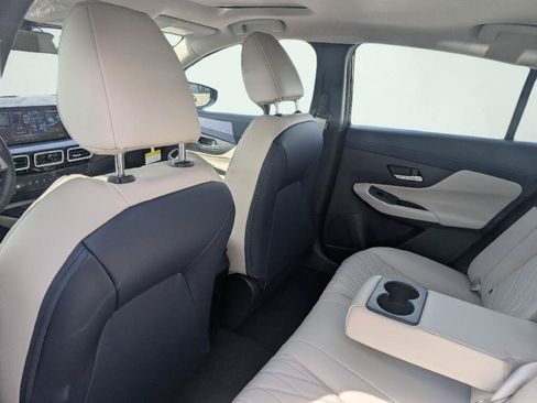 New 2026 Nissan Sentra SL w/ Floor Mat Package FWD image 17