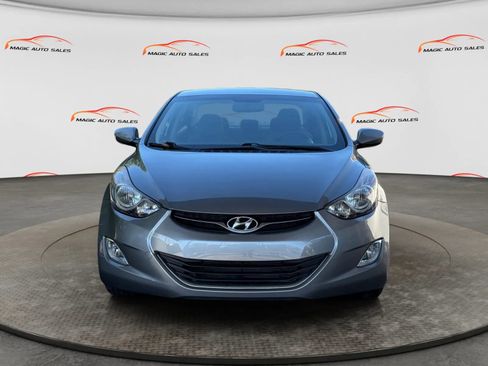 Used 2012 Hyundai Elantra GLS w/ Preferred Pkg 3 FWD image 3
