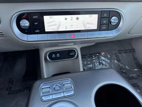 Used 2023 Genesis GV60 Advanced w/ Security Package image 37