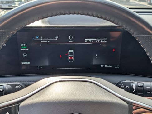 Used 2023 Nissan Ariya FWD image 21