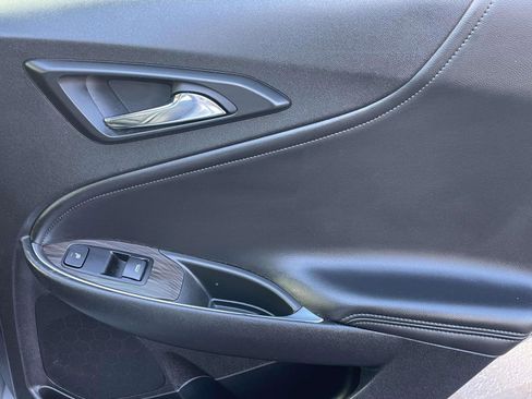 Used 2022 Chevrolet Malibu Premier image 14