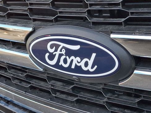 New 2025 Ford F150 Lariat w/ Equipment Group 501A Mid AWD/4WD image 24