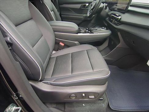 New 2026 Buick Enclave Sport Touring w/ Super Cruise Package image 17