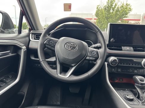Used 2023 Toyota RAV4 Adventure w/ Convenience Package AWD/4WD image 16