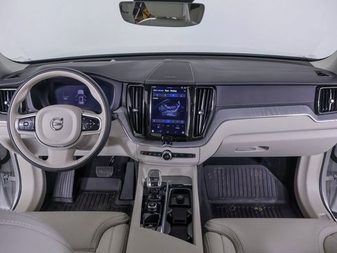 Used 2025 Volvo XC60 B5 Ultra w/ Protection Package Premier image 25