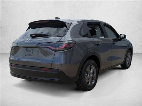 Used 2026 Honda HR-V LX image 5