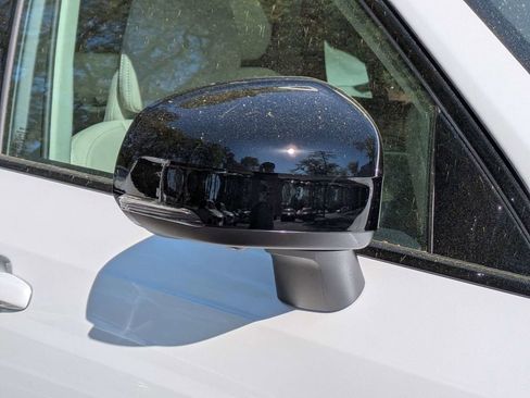 New 2026 Volvo XC90 T8 Ultra w/ Protection Package Premier AWD/4WD image 10