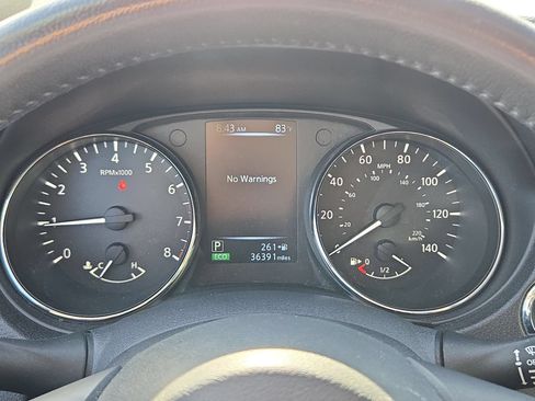 Used 2017 Nissan Rogue SV w/ SV Premium Package AWD/4WD image 11