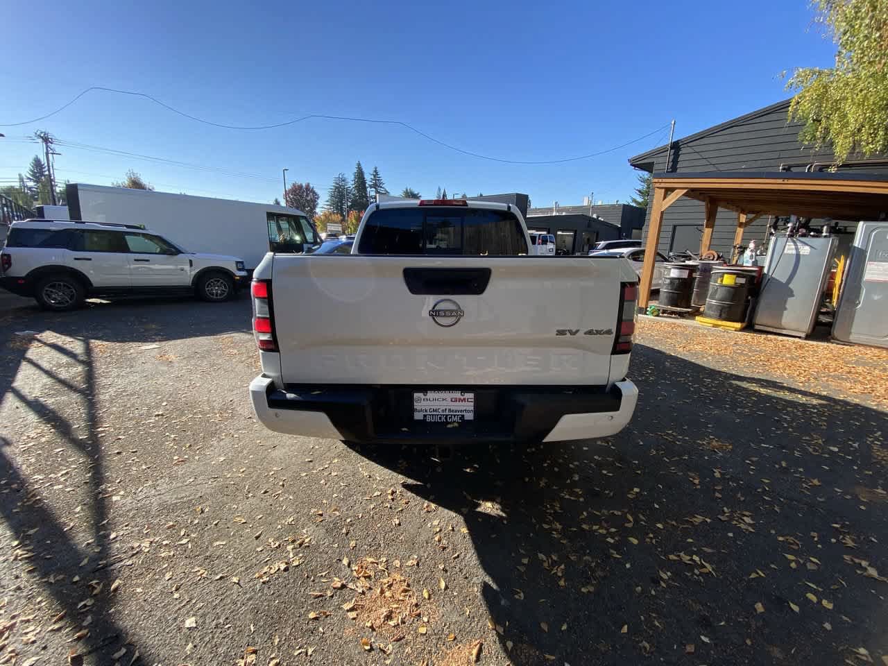 Used 2022 Nissan Frontier SV AWD/4WD image 5