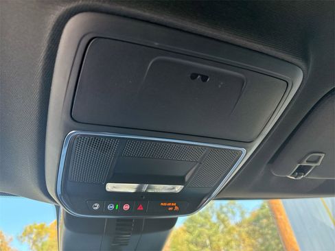 New 2026 Chevrolet Traverse High Country image 19