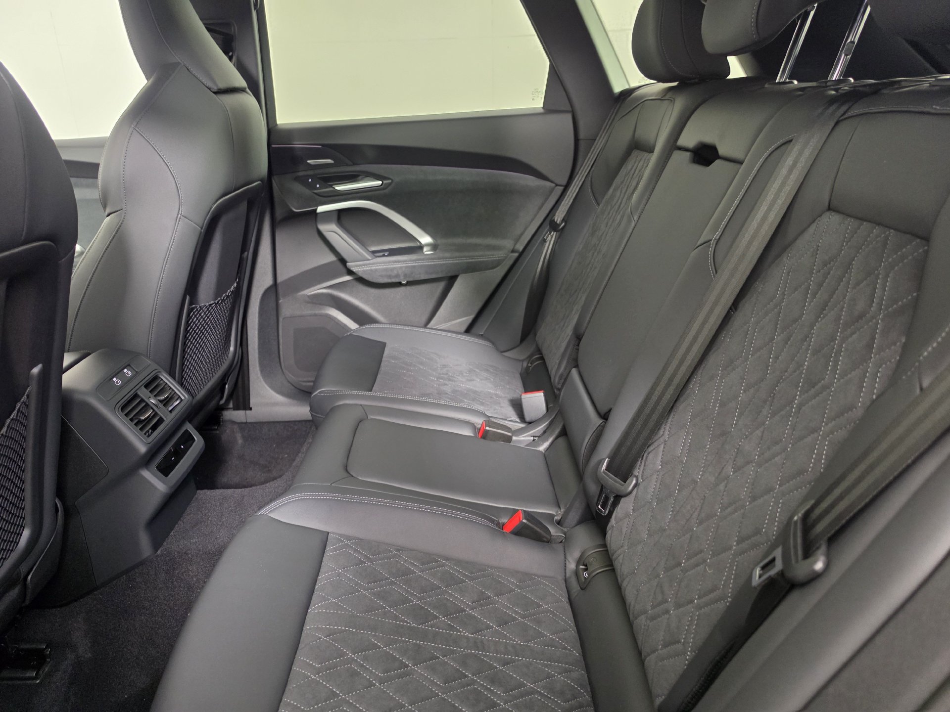 New 2026 Audi SQ5 Premium Plus AWD/4WD image 36