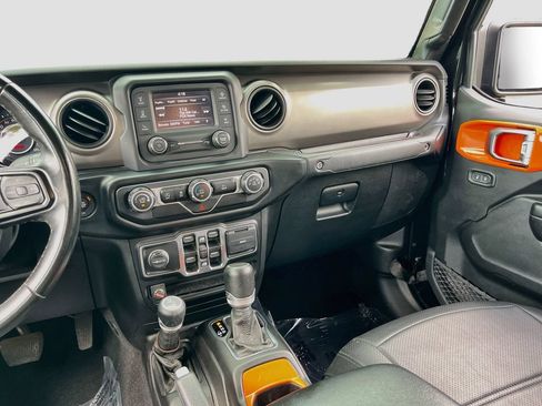 Used 2020 Jeep Gladiator Sport w/ Quick Order Package 24S AWD/4WD image 21