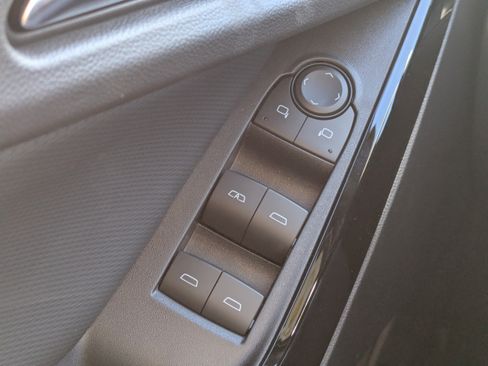 New 2026 Chevrolet Equinox LT FWD image 25