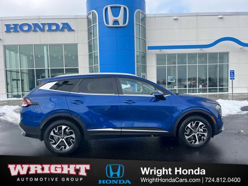 Used 2024 Kia Sportage EX image 1