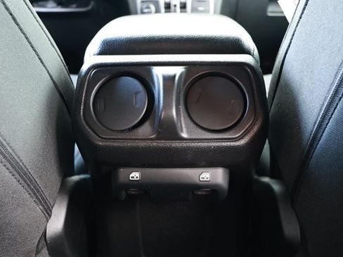 Used 2022 Jeep Wrangler Unlimited Sport AWD/4WD image 28