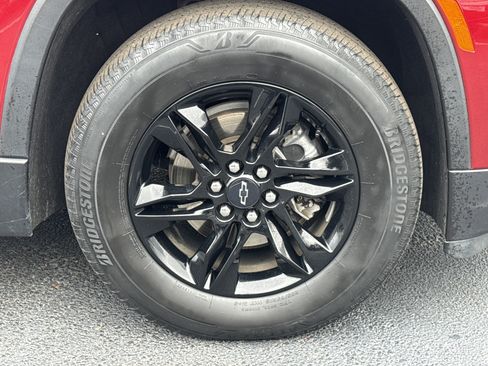 Certified 2023 Chevrolet Traverse LT image 13