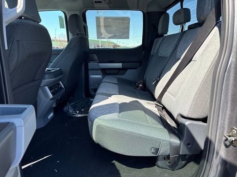 New 2026 Ford F350 XLT w/ XLT Premium Package AWD/4WD image 24