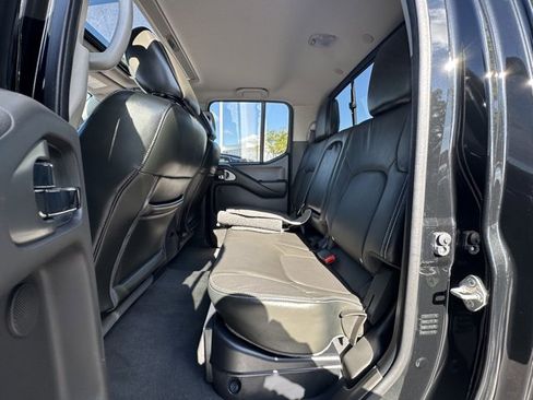 Certified 2020 Nissan Frontier PRO-4X w/ Pro-4x Utility Package image 25