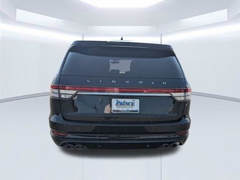 Used 2023 Lincoln Aviator Reserve w/ Equipment Group 201A RWD image 5