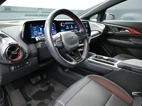 Used 2024 Chevrolet Equinox EV RS image 12