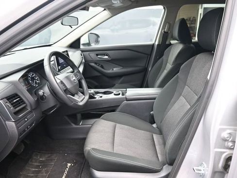 Used 2025 Nissan Rogue SV AWD/4WD image 20