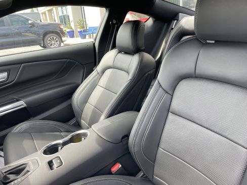 New 2025 Ford Mustang Premium image 30