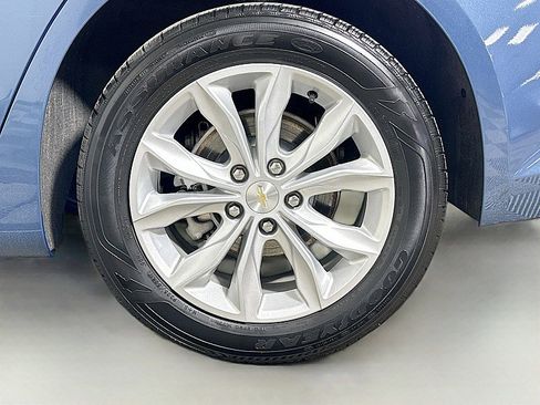 Used 2025 Chevrolet Malibu LT image 30