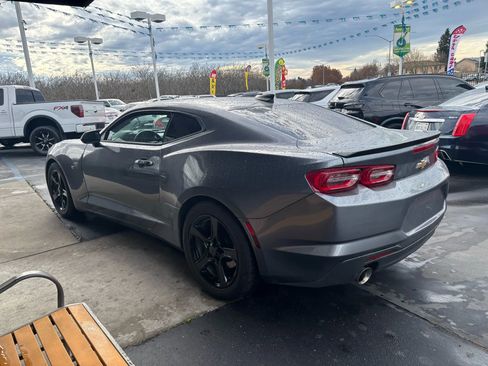 Used 2021 Chevrolet Camaro LT image 5