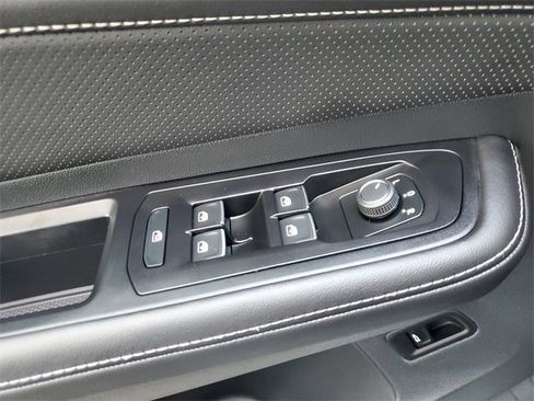 Certified 2026 Volkswagen Atlas Cross Sport SEL R-Line image 33