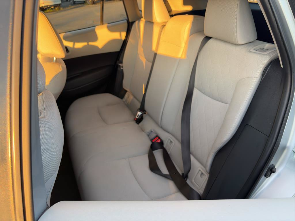 Used 2023 Toyota Corolla Cross LE AWD/4WD image 24