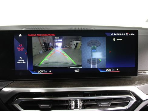 Used 2022 BMW i4 eDrive40 w/ Premium Package image 18