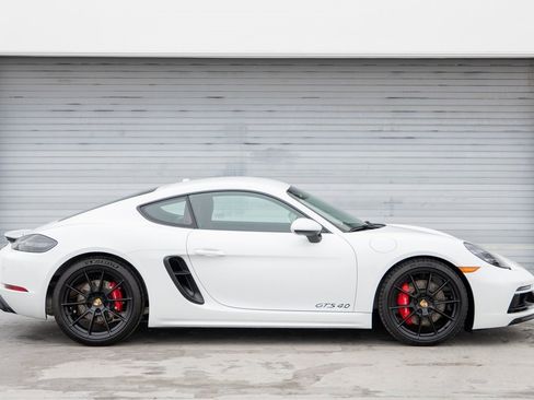 Certified 2025 Porsche 718 Cayman GT4 image 8