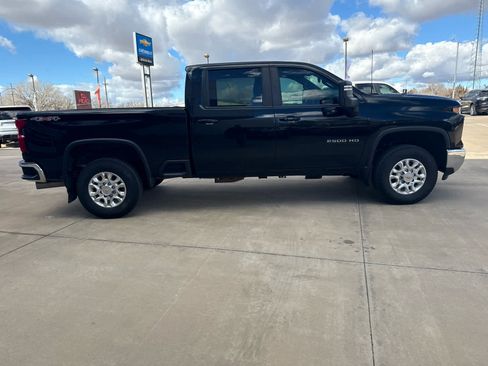 Used 2024 Chevrolet Silverado 2500 LT image 5