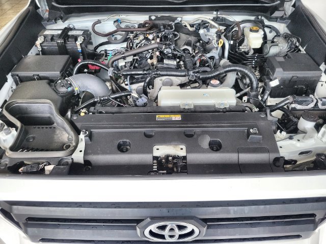 Used 2024 Toyota Tacoma SR RWD image 25