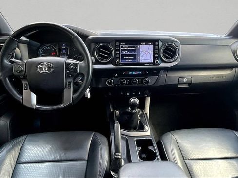 Certified 2021 Toyota Tacoma TRD Sport w/ TRD Premium Sport Package AWD/4WD image 8