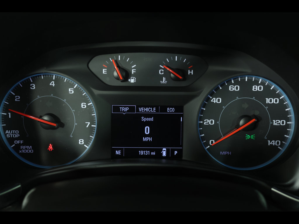 Used 2020 Chevrolet Equinox LS FWD image 24