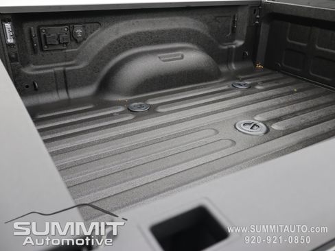 New 2026 RAM 3500 Big Horn AWD/4WD image 5
