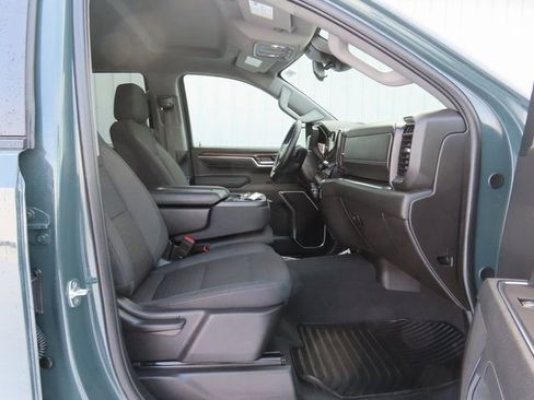 Used 2025 Chevrolet Silverado 1500 LT image 27