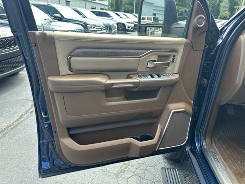 Used 2024 RAM 2500 Limited w/ Safety Group AWD/4WD image 12