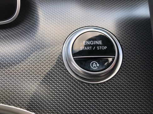 New 2024 Mercedes-Benz C 300 4MATIC Sedan image 25