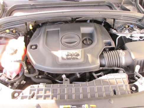 Used 2023 Jeep Grand Cherokee L Summit w/ High Altitude Package image 35