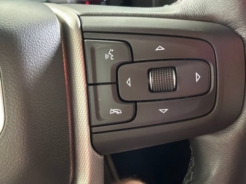 Used 2024 GMC Yukon Denali w/ Denali Reserve Package AWD/4WD image 25