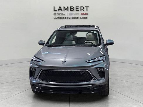 Used 2024 Buick Encore GX Sport Touring w/ Experience Buick Package image 3